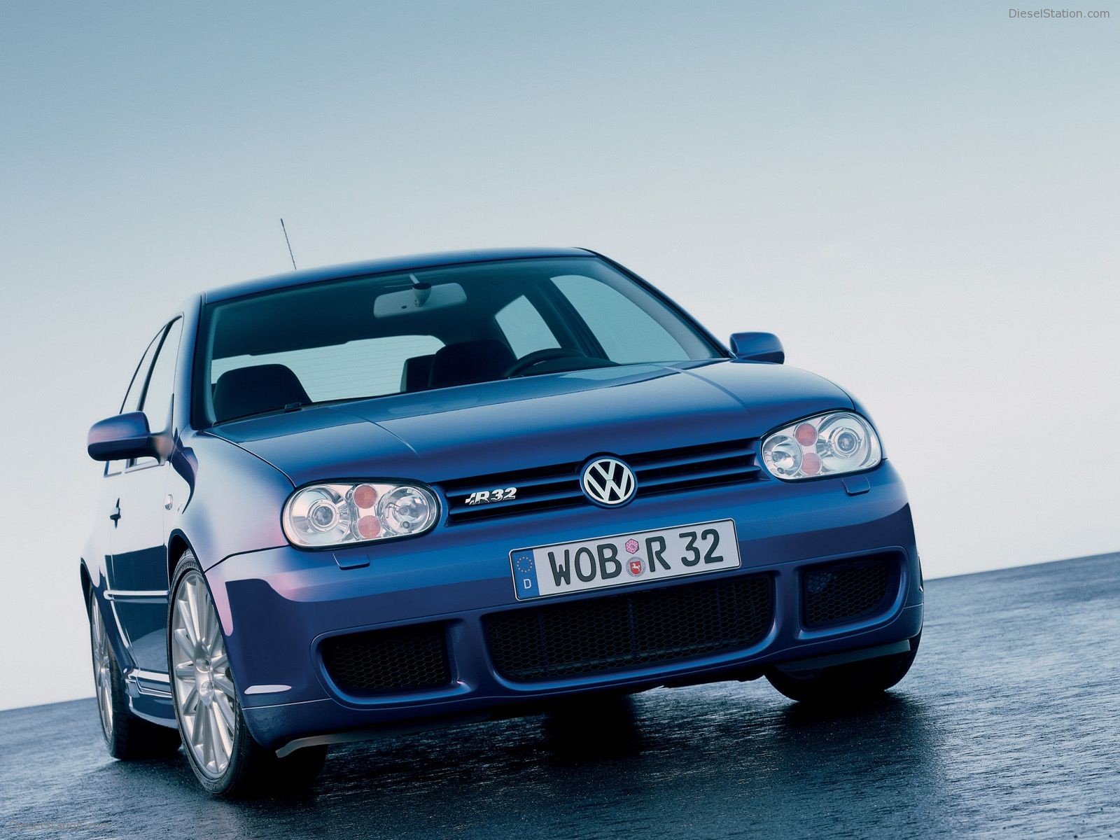 Volkswagen Golf IV R32